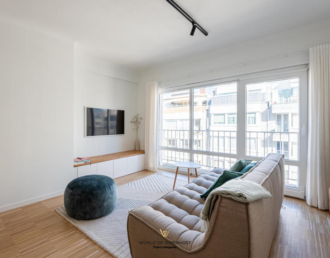 Luxurious Apartment Next To The Sea And City Centre With Free Parking Space Остенде Екстер'єр фото